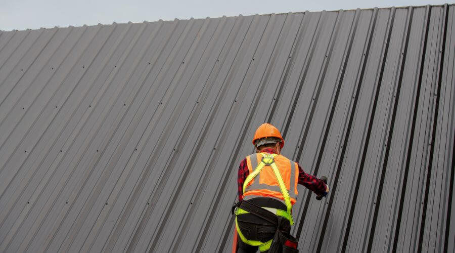 Professional metal roof installation services in Sun Valley, CA